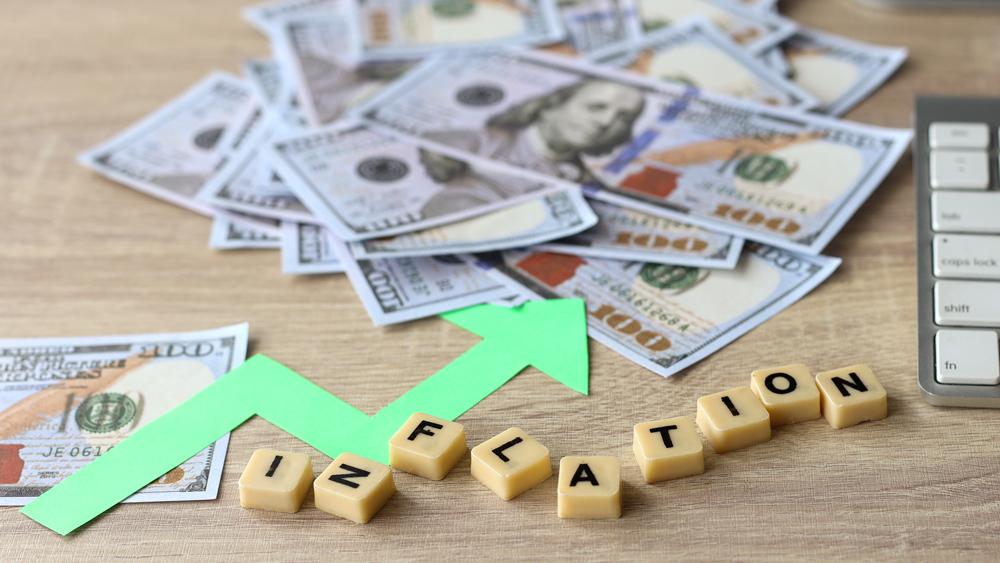 Financial growth interest rate increases inflation