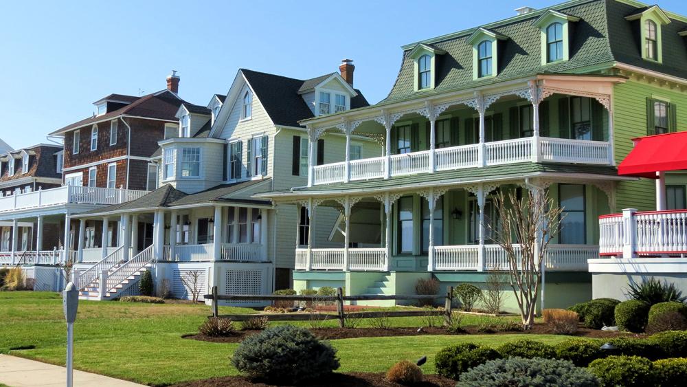 Houses in a neighborhood